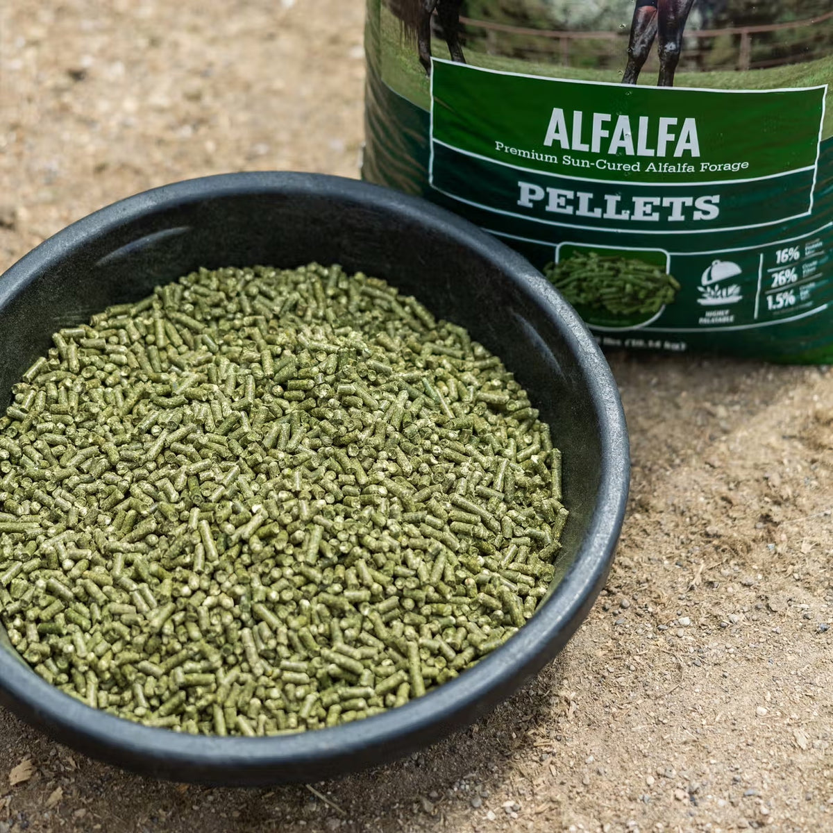 Standlee Alfalfa Pellets – 40 lb Bag